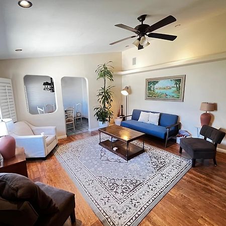 הוילה סימי ואלי Cozy Family Hideaway, Sleeps 8, 4 Tv'S Yard, Shops מראה חיצוני תמונה
