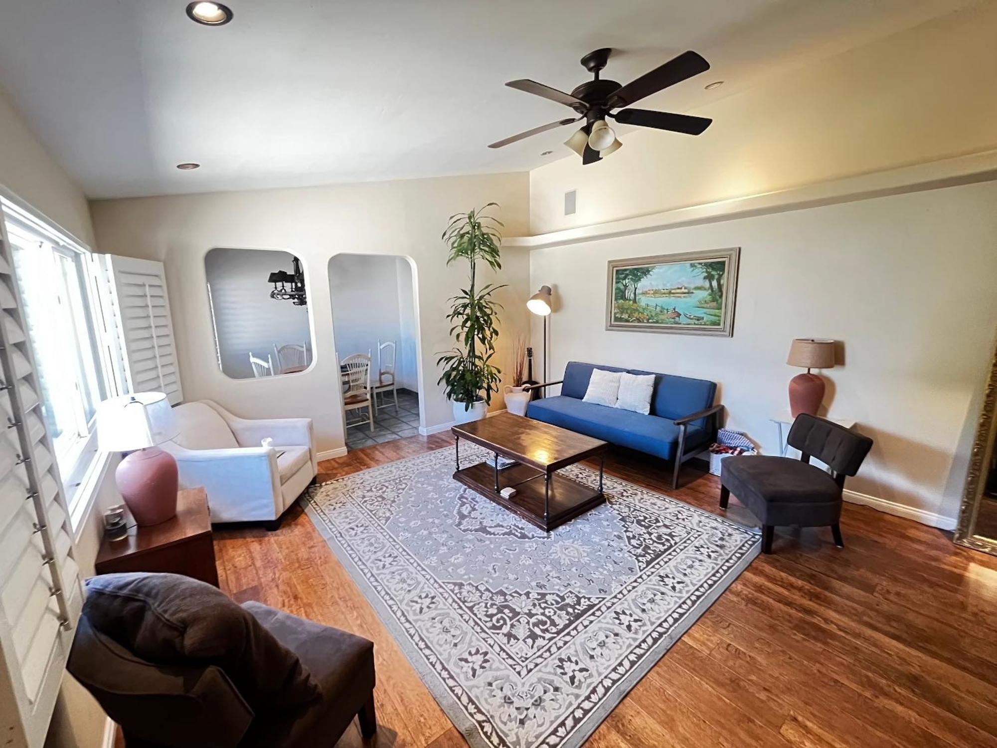 הוילה סימי ואלי Cozy Family Hideaway, Sleeps 8, 4 Tv'S Yard, Shops מראה חיצוני תמונה